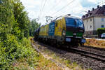Die an die LTE Logistik- und Transport GmbH vermietete Vectron MS 193 740 (91 80 6193 740-8 D-ELOC) der ELL - European Locomotive Leasing, f�hrt am 23 Juli 2026 mit einem Kesselwagenzug durch