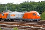 Die „Hercules“ 2016 907 (92 81 2016 907-5 A-RTS) der RTS Rail Transport Service GmbH, Graz (eine 100%ige Tochter der Swietelsky Baugesellschaft m.b.H) ist am 26.07.2015 in Betzdorf/Sieg
