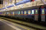 Der ÖBB Nightjet 2.Klasse Sitzwagen, A-ÖBB 73 81 21-91 183-3 der Gattung Bmz, eingereiht in den ÖBB-Nightjet NJ 40425 von Brüssel Midi nach Wien Hbf, am 14 Januar 2025 im