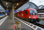 Im Sandwich, geführt von der ÖBB 1016 029 (91 81 1016 029-1 A-ÖBB) und geschoben von der ÖBB 1016 024, seht der EC 113 „Blauer Enzian“ (Frankfurt am Main - München