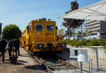 Nach fast 40 Jahren im Einsatz, nach erfolgreichen Retrofit/Modernisierung bald wieder im Einsatz. Plasser & Theurer präsentierte auf der 29. Internationale Ausstellung Fahrwegtechnik 2025 (iaf) in Münster (hier am 20 Mai 2025) die Retrofit ...