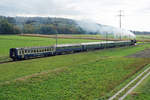 Dampflokomotive Pacific 01 202.
Kleine Dreiseenrundfahrt ab Lyss mit der unermüdlichen 01 202.
Der imposante Sonderzug mit sechs Wagen bei Kallnach am 11. Oktober 2020.
Foto: Walter Ruetsch
 