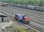 Die SBB Am 843 ist im weitl�ufige Bahnhof von Lausanne Triage unterwegs.