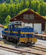 Diesel-elektrische Lokomotive Gm 4/4 2003  Montbovon  der MOB, abgestellt am 28.05.2012 in Montbovon.