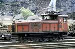 SBB Ee 3/3 Nr.16 320  Bügeleisen  in Biasca am 29.05.1981.