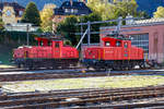 Zwei SBB Ee 3/3 abgestellt am 01.11.2019 beim Depot in Chur (aufgenommen vom Bahnsteig), links hinten die SBB Ee 3/3 – 16383 (der 4.
