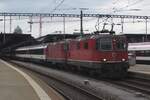 Gleich zwei Alte Re 4/4-IIer könnten am 19 Mai 2023 beim Ausfahrt aus Zürich HB erwischt werden mit 11116 in 1.