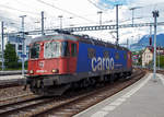 Die SBB Cargo Re 620 055-4  Cossonay  (91 85 4620 044-4 CH-SBBC), ex SBB Re 6/6 11655  Cossonay  erreicht am 12.09.2017 den Bahnhof Chur.
