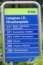 (275'865) - bls-Haltestellenschild - Langnau i.E., Hirschenplatz - am 26. Mai 2025