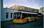 (076'714) - PostAuto Graubnden - GR 102'355 - Mercedes (ex P 25'202) am 26.