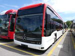 (276'145) - PostAuto Wallis - PID 12'136 - eMercedes am 31.