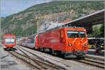 Brig (MGB) mit der HGe 4/4 II 102 mit dem Glacier Express von Zermatt nach St.