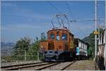 1911 von der Bernina Bahn als Vorspannlok Ge 2/2 61 beschafft, verlässt die RhB Ge 2/2 161  Asnin  /  Eselchen  Chamby als Gastlok zum 50 Jahre Jubiläum der Museumsbahn Blonay Chamby mit