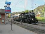 Die BFD HG 3/4 N° 3 der Blonay-Chamby Bahn rangiert in Blonay einen MOB Flachwagen (wohl ebenfalls B-C), welcher dem letzten Dampfzug nach Chaulin beigegeben wird.

13. Oktober 2024