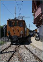 Festival Suisse de la vapeur / Schweizer Dampffestival 2026 - Die RhB Berninabahn Ge 4/4 81 der Blonay Chamby Bahn ist in Chamby angekommen und wird in K�rze nach Chaulin weiterfahren.