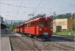 Festival Suisse de la vapeur (Schweizer Dampffestival 2025) - der Bernina Bahn RhB ABe 4/4 I N� 35 der Blonay Chamby Bahn ist von Vevey mit dem Riviera Belle Epoque in Blonay angekommen und wartet nun