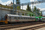 HUPAC-Begleitwagen für Züge der Rollenden Landstraße (RoLa) Db 51 85 05-10 029-8 (P), ein umgebauter 1.