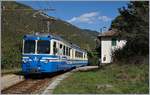 Der SSIF ABe 8/8 22  Ticino  ist als Regionalzug 763 von Domodossola nach Folsogno-Dissimo unterwegs und wartet in Verigo einen Gegenzug ab.