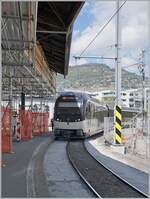 Ein Blick von der Baustelle des CEV MVR Bahnhofs von Vevey mit einfahrenden CEV MVR ABeh 2/6 7503 als R 35.