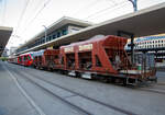 Ein RhB PmG (Personenzug mit Güterbeförderung) nach Arosa steht am 07 September 2021 am Bahnhofvorplatz in Chur zur Abfahrt bereit.