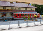 Nun steht er im Bündnerland, vor dem Bahnmuseum Albula in Bergün/Bravuogn.....