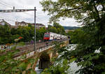 
Der SBB-Doppelstocktriebzug (DTZ) RABe 514 047-0 (ein Siemens Desiro Double Deck) überquert am 18.06.2016 die Rheinbrücke zwischen Schloss Laufen am Rheinfall und Neuhausen.  Erfährt als S 24 der S-Bahn Zürich die Verbindung Zug - Zürich HB - Winterthur - Schaffhausen – Thayngen.