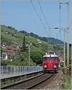Der OeBB RCe 2/4 N° 607 ist in Ligerz auf der Fahrt nach Balsthal und konnte hier beim ehemaligen Bahnhof verewigt werden wobei das mit dem PC entfernte Schlusssignal das Bild nicht sogleich als