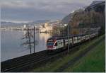 Die RE Geneve-Vevey verkehren seit dem Fahrplanwechsel nicht nur bis Annemasse* (statt Genève) sondern in der Gegenrichtung stündlich auch bis St-Maurice, auch wenn Jahres- und Tageszeitlich ab Montreux nicht systematisch die gleichen Haltestellen bedient werden. Im Bild der SBB RABe 511 020 als RE 18421 von Genève nach St-Maurice auf dem noch schattigen Streckenabschnitt beim Château de Chillon.

*SNCF Streickbedingt z.Z nur bis und ab Genève

4. Januar 2020