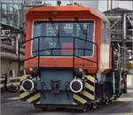 Hafen Birsfelden. Ein Sonderling unter den Rangierloks ist Em 847 856-2  Bärli  der  Petroplus Tankstorage AG. Gebaut wurde sie mit der Fabriknummer 180 der Allrad Rangiertechnik in Heiligenhaus. NVR-Nummer: 98 85 5 847 856-2. April 2018.