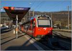 Der CJ Be 4/4 652 wartet mit dem ABt 712 in Glovelier als R36 auf die Abfahrt nach La Chaux de Fonds.