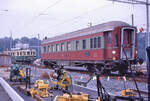 Der Kinowagen X 91140 in Worblaufen, 24.September 1969. Im Hintergrund der SZB Triebwagen 2. 