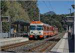 Nachdem der Gegenzug nach Ponte Tresa den Bahnhof Cappella Agnuzzo verlassen hat, macht sich auch der Be 4/12 nach Lugano auf den Weg.