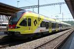SBB 521 017 treft als S-Bahn nach Rotkreuz am 24 Mai 2026 in Brugg AG ein.