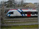 Der Léman Express RABe 522 219 wartet in Lausanne in der Abstellgruppe Jurigoz auf einen neuen Einsatz.