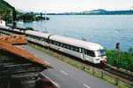 SBB: TGV-Zubringer Bern-Frasne mit RAe 1053  GRAUE MAUS , via Biel bei Twann auf dem eingleisigen Streckenabschnitt, anstatt vie Neuchâtel im Jahre 1988.
Foto: Walter Ruetsch