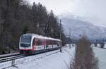 Der zb 160 208 ist als sehr kurzer IR von Interlaken nach Luzern unterwegs.