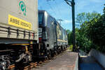 Die an die BLS Cargo (Crossrail Benelux) vermietete X 4 E – 712 / 193 712-7 (91 80 6193 712-7 D-DISPO) der BRCE - Beacon Rail Capital Europe (M�nchen) f�hrt am 28 Mai 2026, mit einem KLV-Zug,