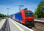   Die SBB Cargo Re 482 020-5 (91 85 4482 020-5 CH-SBBC) fährt am 01.06.2019 mit einem KLV-Zug durch den Bahnhof Bonn UN Campus (in Bonn-Gronau) in Richtung Süden.