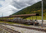 Der MGB Sklv 4811 Autotransportwagen Furkatunnel (Verladewagen) der Matterhorn-Gotthard Bahn, ex FO Sklv 4811 (Furka-Oberalp Bahn), der Serie 4811 bis 4827 für den Transport durch den