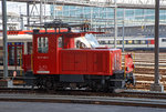  Der Rangiertraktor  Te 171 201-7 (ex SBB Te III - 201) der zb (Zentralbahn) abgestellt am 25.09.2016  im Bahnhof Luzern.