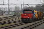 SBB BUTLER 923 015 steht am 31 Dezember 2024 in Payerne.