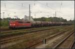 DB Schenker 151 063-5 mit Kesselzug am 09.09.2011 in Magdeburg Hbf.