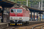 LOK 363 133-0 durchfhrt zum Kopf machen Bahnhof von Bratislava.