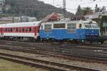 Retrofarbiger ZSSK 350 020 zieht am 17 September 2024 ein Rychlyk nach Zilina aus Bratislava hl.st. aus.