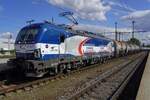ZSSK Cargo/ZSCS 193 136 zieht am 18 September 2026 ein Kesselwagenzug durch Kol�n auf den Weg nach Praha-Liben. Die Tschechische und die Slowakische Staatsbahnen haben D�tzende Vectronen angemietet.