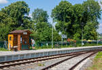 Der Haltepunt Essen-Kupferdreh der Hespertalbahn am 18 Juli 2015.

Die Anfänge der Hespertalbahn lagen nicht im Kohlebergbau. Bereits im Jahr 1850 gab es eine Pferdebahn zwischen Heiligenhaus und Velbert, die von der Talburg bis zur Chaussee v ...