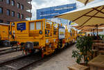 Plasser & Theurer präsentierte auf der 29. Internationale Ausstellung Fahrwegtechnik 2025 (iaf) in Münster (hier am 20 Mai 2025), den StabilizingTrailer (DGS-Anhänger) zur Modulare Funktionserweiterung von Plasser & Theurer Stopfmaschi ...