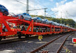 Vierachsiger (2 x zweiachsiger) Doppelstock-Autotransportwagen, 21 71 4363 070-0 E-ATG, der Gattung Laaers 560.2, der DB Cargo Logistics GmbH (ex DB Schenker ATG), eingestellt in Spanien, am 24
