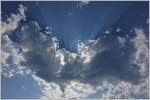 Sonne und Wolken, zusammen sorgen sie manchmal für ein besonderes Schauspiel.