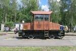 diverse-normalspur/800402/cd-rangierlok-799-019-hat-mit CD Rangierlok 799 019 hat mit Aufkleber eine Quasi-Holzaufbau bekommen und steht am 12 Juni 2022 ins Eisenbahnmuseum Luzna u Rakovnika.